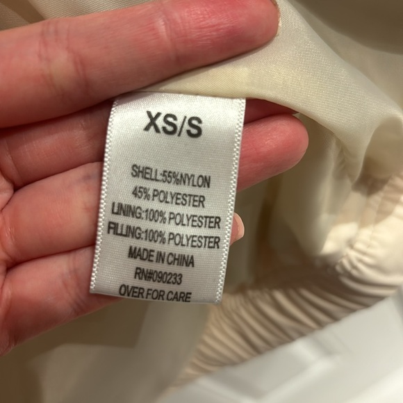 Playboy/Pacsun white puffer jacket XS/S - Picture 6 of 7